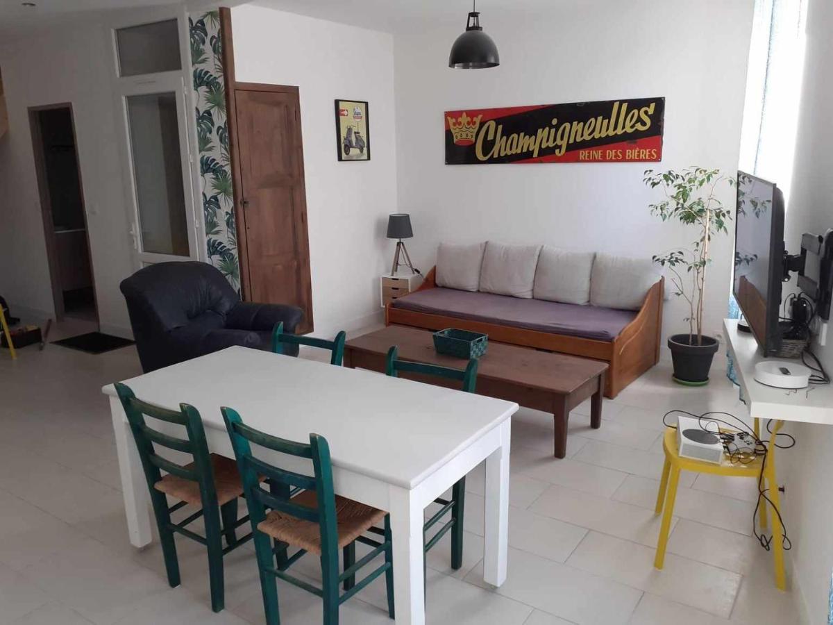 Villa Grand T3 Calme Et Lumineux 4-6 Personnes Moux Exterior foto